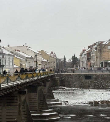 Снігопад та 4° тепла прогнозують на Закарпатті