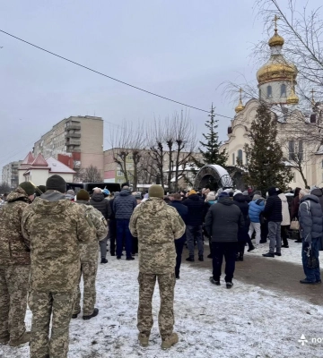 Луцьк проведе в останню дорогу молодого командира екіпажу безпілотників Антона Єгорова