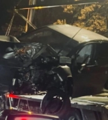 У Луцьку п'яний водій Toyota в'їхав у бетонну опору