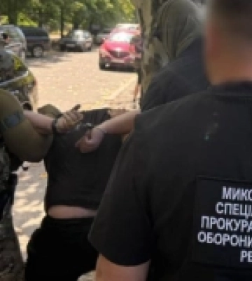 Військовослужбовця з Миколаєва судитимуть за продаж автомобілів, призначених для ЗСУ