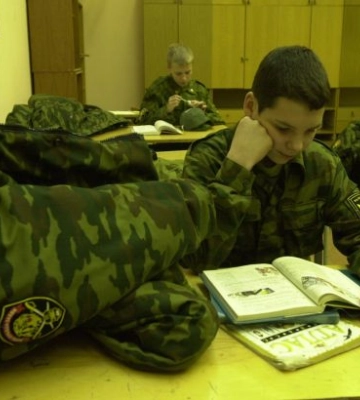 Росія починає відкрито готувати дітей до війни, – розвідка