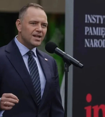 Президент Польщі заявив про невирішені питання у відносинах з Україною
