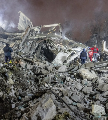 Росія завдала ракетного удару по житловому району Харкова
