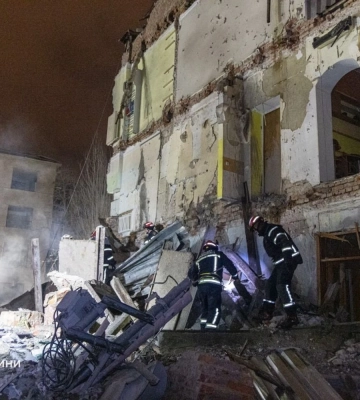 У Харкові під завалами знайшли тіло дитини