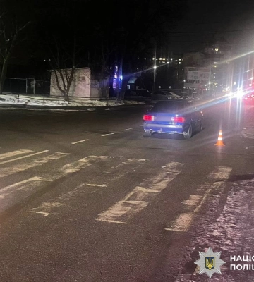 На Вінниччині внаслідок двох ДТП постраждали пішохід та пасажир легковика, - поліція