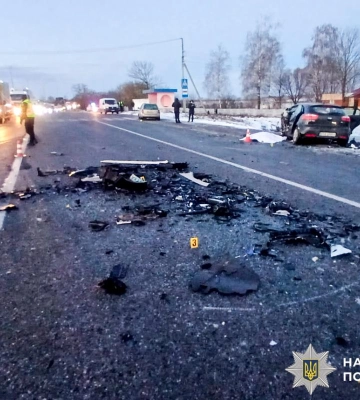 У ДТП на Рівненщині загинули водійка та її 12-річна донька