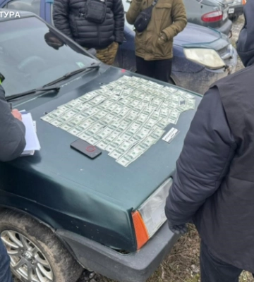 В Хмельницкой области двое 18-летних парней организовали схему переправки военнообязанных за 7 тысяч долларов
