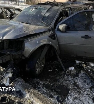 Взрыв внедорожника в Киеве квалифицирован как теракт, пострадал военный - прокуратура