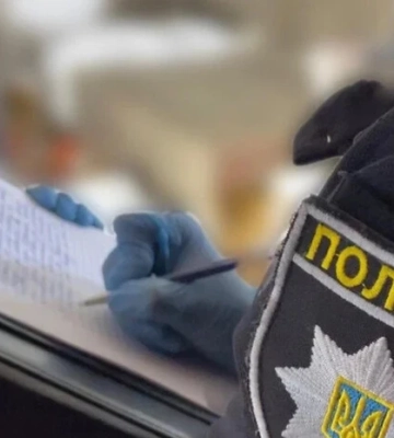 В Ужгороді 17-річний хлопець випав з вікна на п’ятому поверсі — обставини з’ясовує поліція