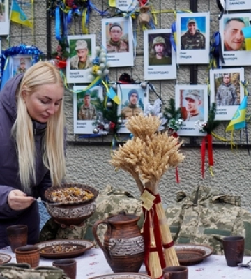 На Рівненщині попрощалися із трьома захисниками  (ФОТО)