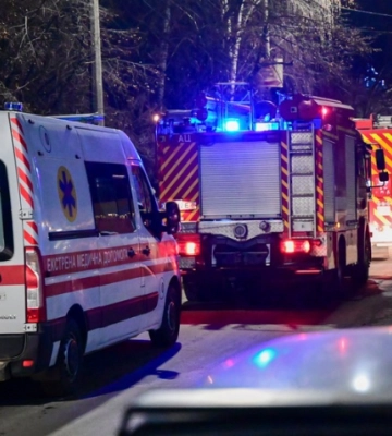 Під час пожежі у Чернівцях надзвичайники врятували двох котів