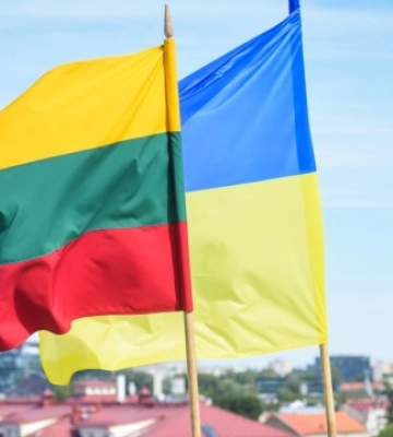 Нова стратегія безпеки Литви: більше грошей на оборону і Україну