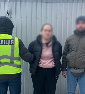 СБУ: в Києві затримано 25-річну жінку, яка за завданням ворога підірвала авто військового в Оболонському районі