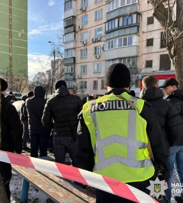Теракт на Оболоні: затримано дівчину, яка підірвала авто нацгвардійця на замовлення РФ