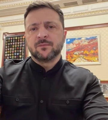 «Соняшникова олія, як виявляється, теж мішень». Зеленський прокоментував обстріл Дніпра