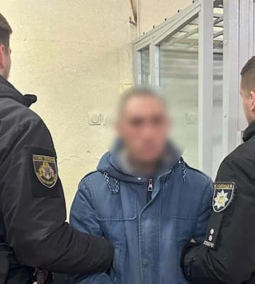 У Дніпрі суперечка біля магазину між чоловіками закінчилась вбивством