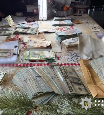 В Одесі на вимаганні хабаря спіймали лікарку-невропатолога
