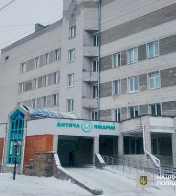 Матір з 4-річною донькою в лікарні: під Києвом родина отруїлась чадним газом
