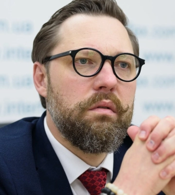 Стерненко програв суд адвокату Шевчуку щодо честі та гідності