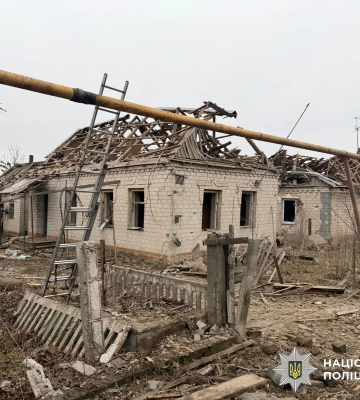 рф ударила авіабомбою по селу Микільське на Запоріжжі, постраждали діти