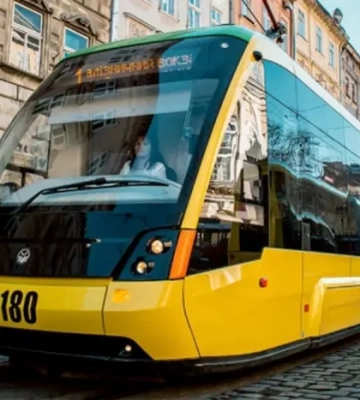 У Львові від електрики відключено частину лікарень та комунальний транспорт: Садовий б'є на сполох