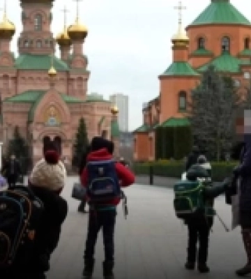 Пропаганда комунізму в школі при монастирі: прокуратура Києва розпочала кримінальне провадження