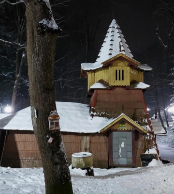 Рясні снігопади в Україні: Трускавець перетворився на справжню зимову казку