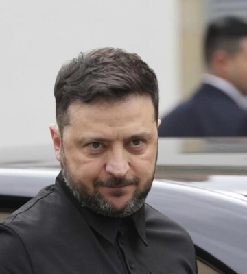 ЗАЭС и территории. Зеленский раскрыл темы переговоров с представителями Трампа во Франции