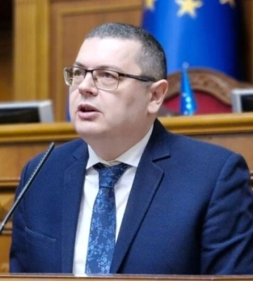 «Захід має це зрозуміти». Соратник Зеленського назвав єдину країну, яка може протистояти Росії