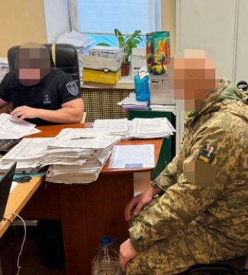 На Чернігівщині службовців військової частини підозрюють у розкраданні пального для техніки захисників