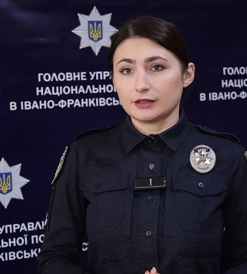 Поліцейські Івано-Франківщини повідомили про підозру зловмиснику за грабіж (відео)