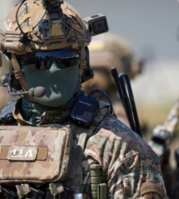Воїни 8-го полку ССО полонили 2 рашистів і взяли під контроль ворожу позицію на Донеччині. ВIДЕО