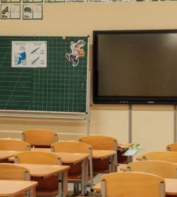 Через знеструмлення канікули у школах Дніпра подовжили ще на дві доби