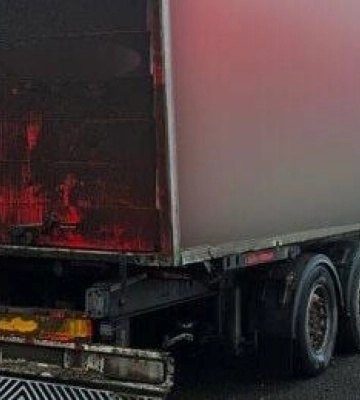 На Полтавщині сталася смертельна аварія за участі двох вантажівок: один із водіїв загинув
