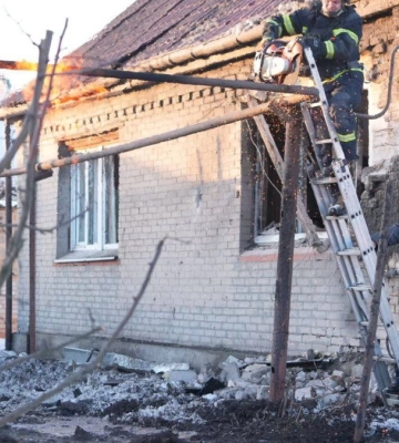 В трех районах Запорожья повреждено жилье из-за российского обстрела