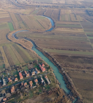 На Закарпатті розчистили 3 км замуленого русла річки Верке
