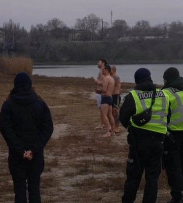 Освячували воду та причащалися: як у Миколаєві відзначили Водохреще