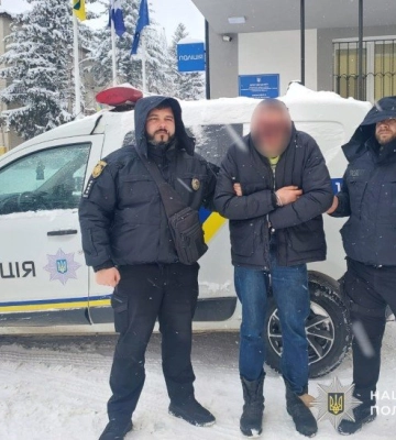Почала кликати на допомогу: на Львівщині перехожі врятували 14-річну дівчину від зґвалтування