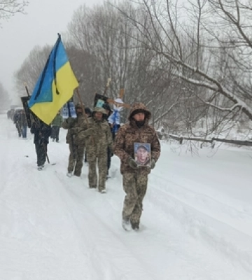 На Волині попрощалися з воїном із Херсонщини Андрієм Петренком 