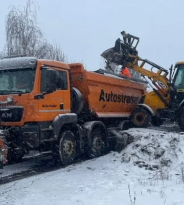 Енергетики у Києві та області переходять в посилений режим роботи через негоду та 10-градусні морози