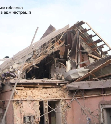 Ворог за добу 728 разів бив по Запорізькій області, поранена жінка