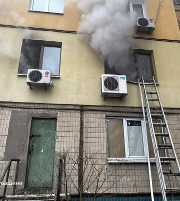 У Дніпрі загорілася квартира в багатоповерхівці