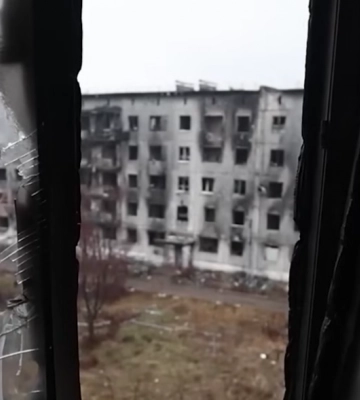На окупованій частині Донбасу проблеми з водою, житлом та медициною: як виживають люди