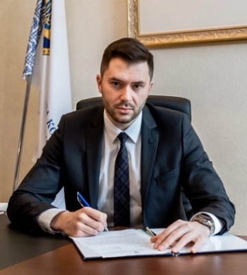 Зеленський звільнив Руслана Магомедова з посади голови Нацкомісії з цінних паперів та фондового ринку