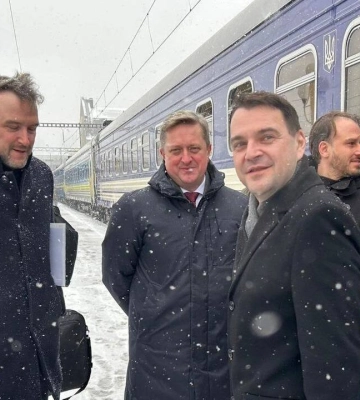 В Украину с визитом прибыл глава МИД Чехии
