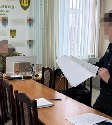 В Ровно чиновник ТЦК брал взятки автомобилями