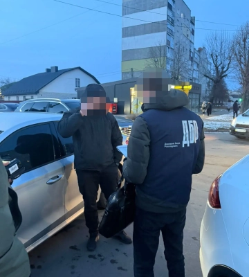 На Волині затримали правоохоронця на хабарі за зняття з розшуку військовозобов’язаного