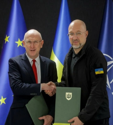 Угода про сторічне партнерство з Британією: Шмигаль і Гілі підписали у Києві дорожню карту щодо оборони