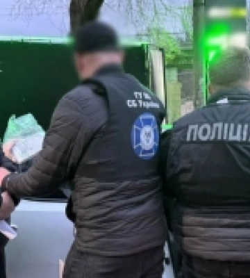 На Одещині затримали чоловіка, який за 11 000 євро пропонував військовозобов’язаному незаконно перетнути кордон України
