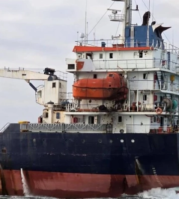 Росія вдарила по двох іноземних суднах у Чорному морі: є жертви